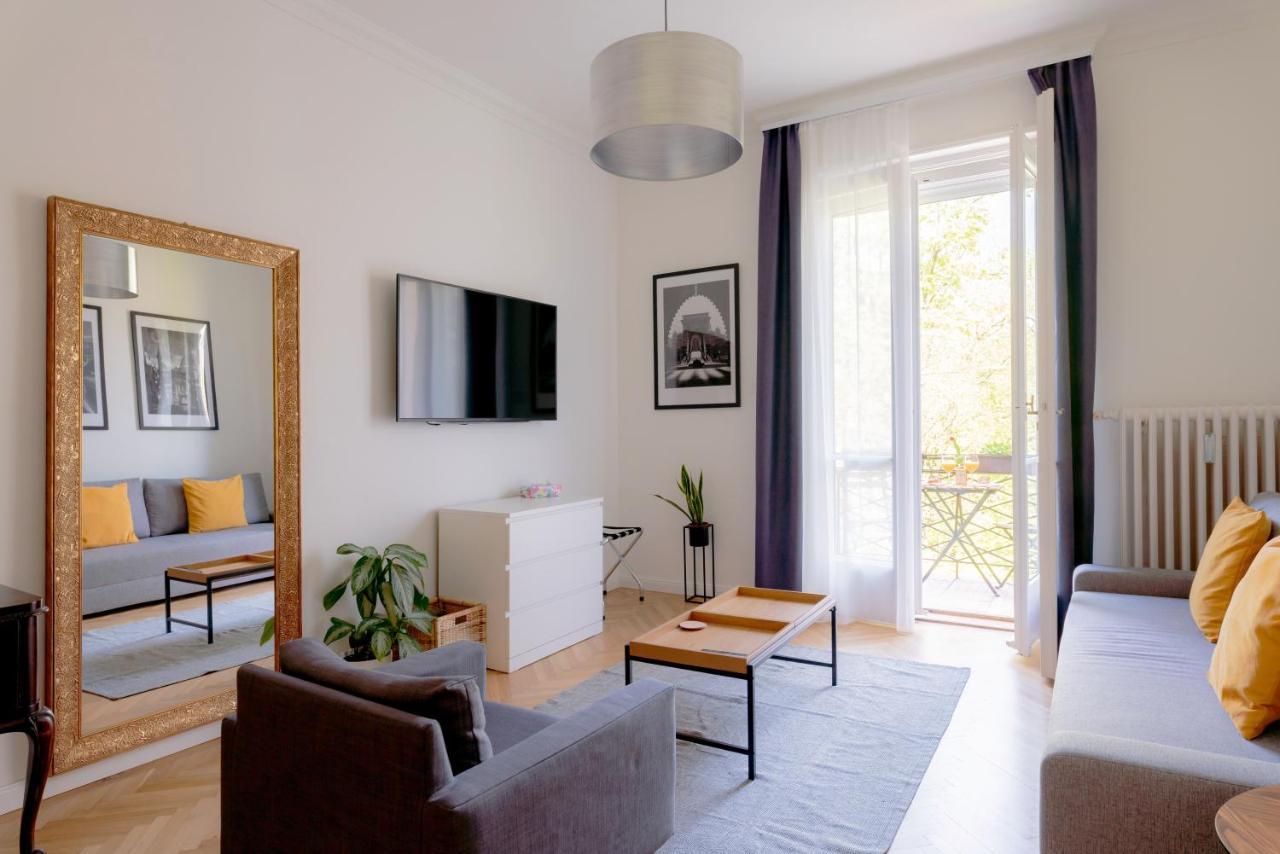 Szip 2 - New In Downtown Apartment Budapest Luaran gambar